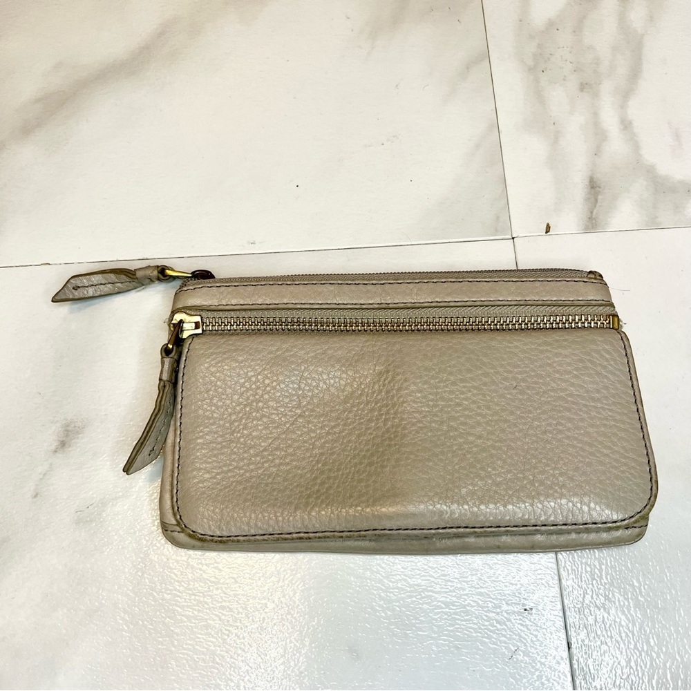 FOSSIL Karli Clutch Saddle Grey Genuine Leather Wallet Clutch SWL1252